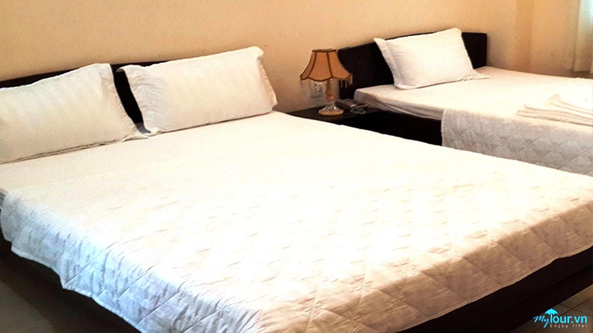 Huong Toan 2 Hotel دونغ دونغ المظهر الخارجي الصورة