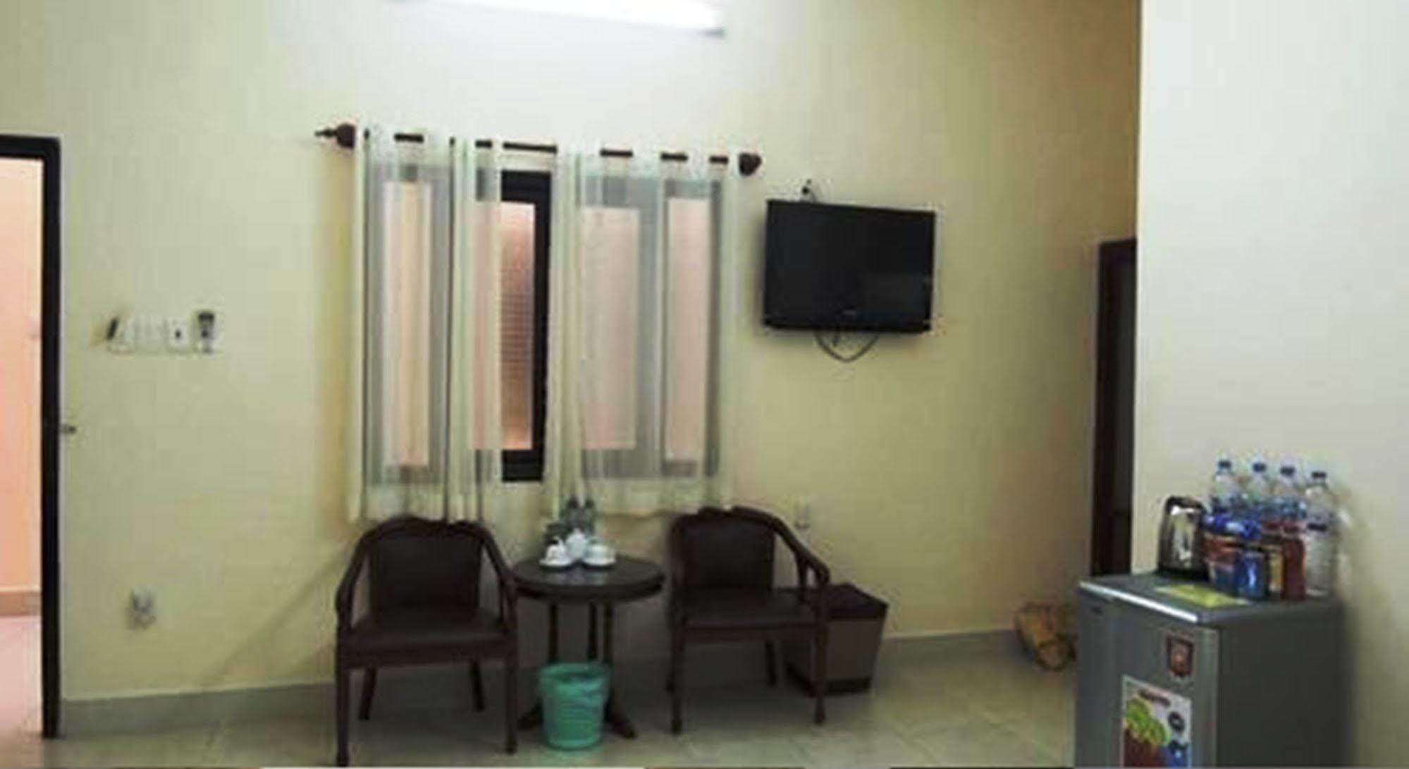 Huong Toan 2 Hotel دونغ دونغ المظهر الخارجي الصورة